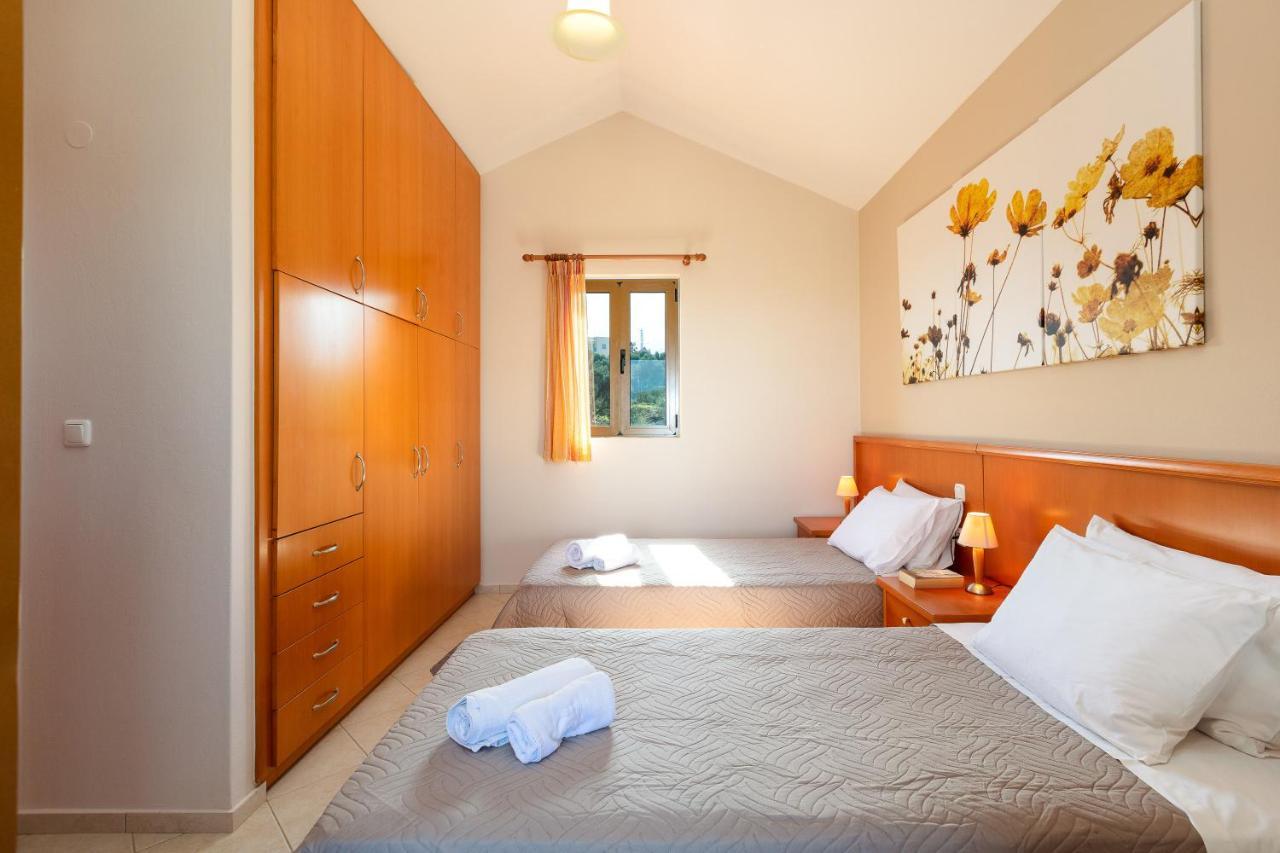 Maroulas Villas Ioanna & Stavros, Private Pools, Bbq & Seaview, By Thinkvilla Buitenkant foto