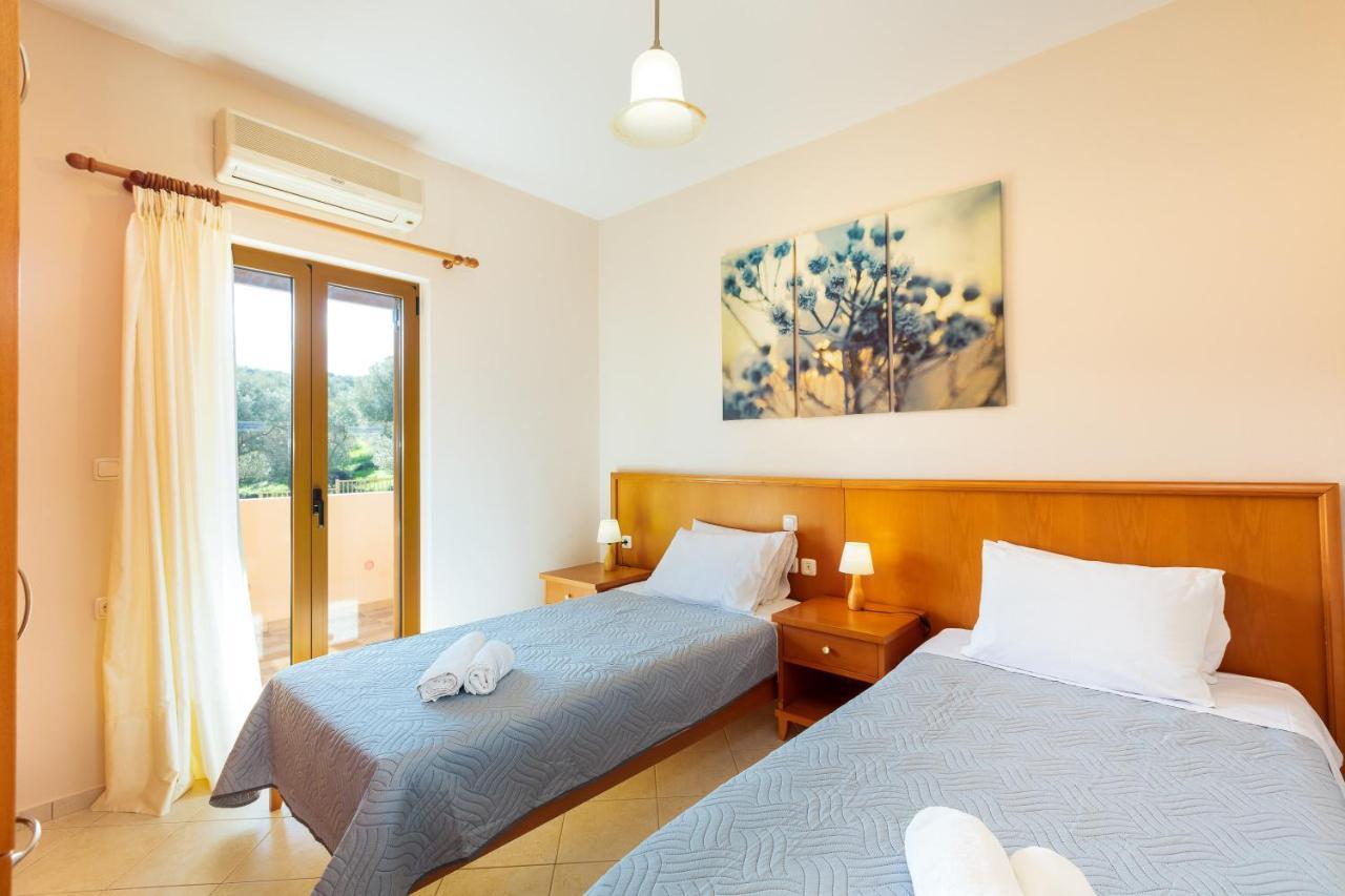 Maroulas Villas Ioanna & Stavros, Private Pools, Bbq & Seaview, By Thinkvilla Buitenkant foto