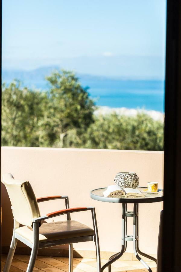 Maroulas Villas Ioanna & Stavros, Private Pools, Bbq & Seaview, By Thinkvilla Buitenkant foto
